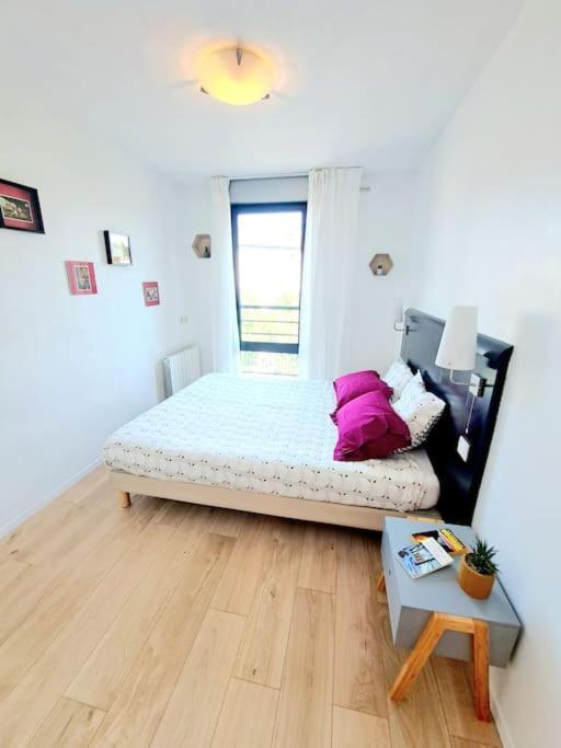 Le Valmy: Appartement Lumineux Au Pied Du Metro Лион Экстерьер фото