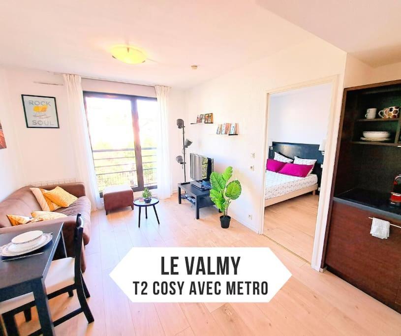 Le Valmy: Appartement Lumineux Au Pied Du Metro Лион Экстерьер фото